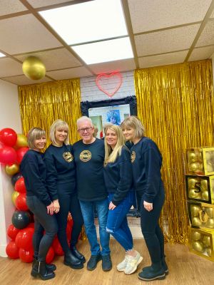 Pauls_Hairdressers_Folkestone Stylists celebrating 50 years